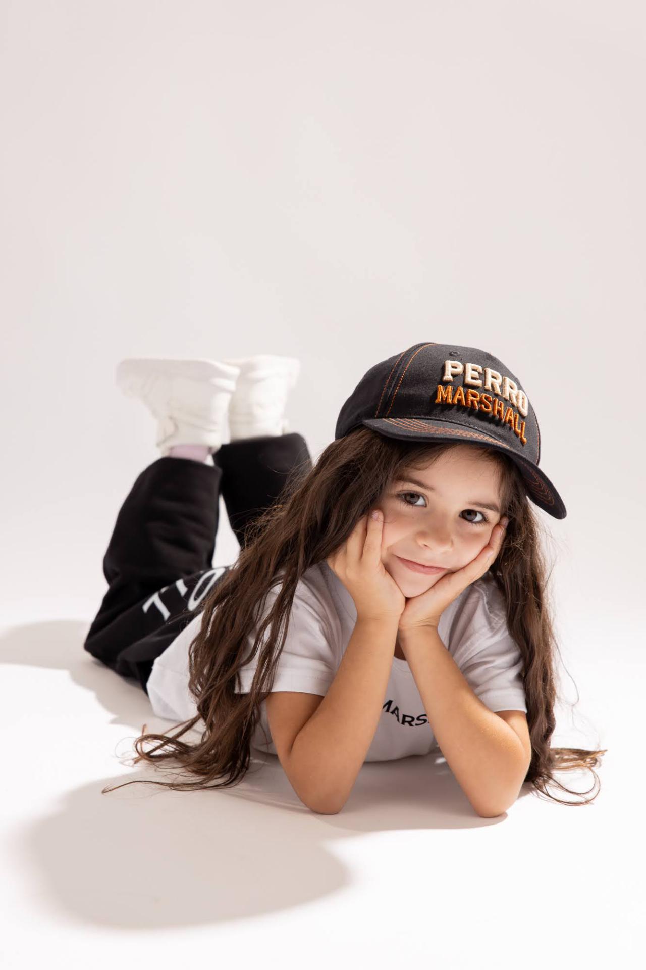 Czapka dziecięca z daszkiem Perro Marshall